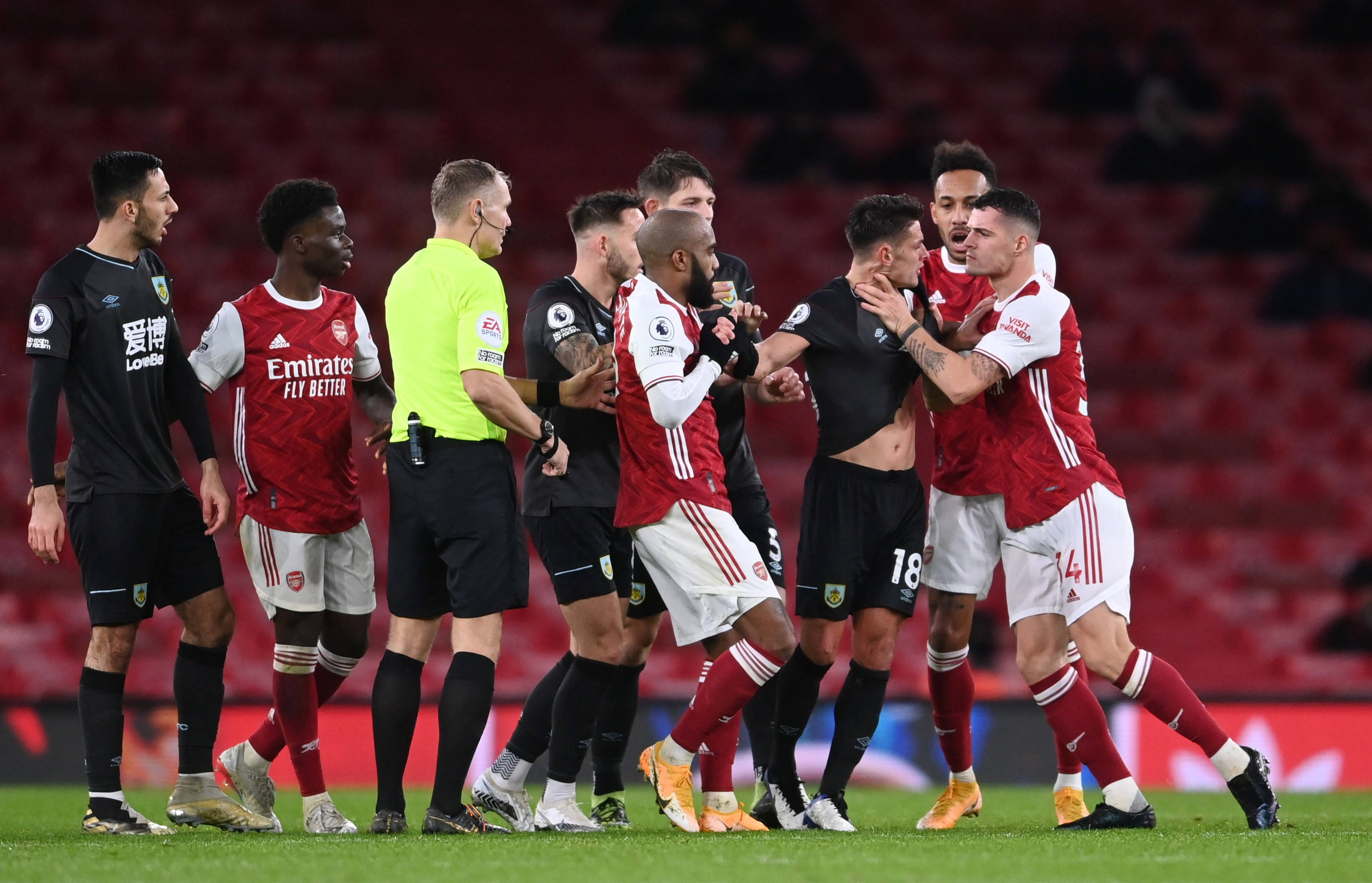 富的队友的 富的队友的